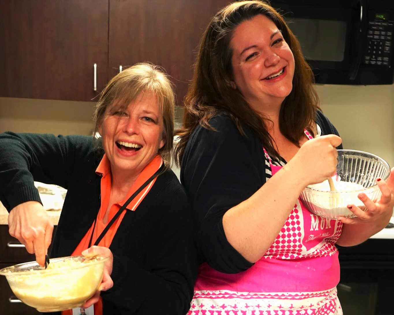 Heather Fink and Sarah Silverthorne baking