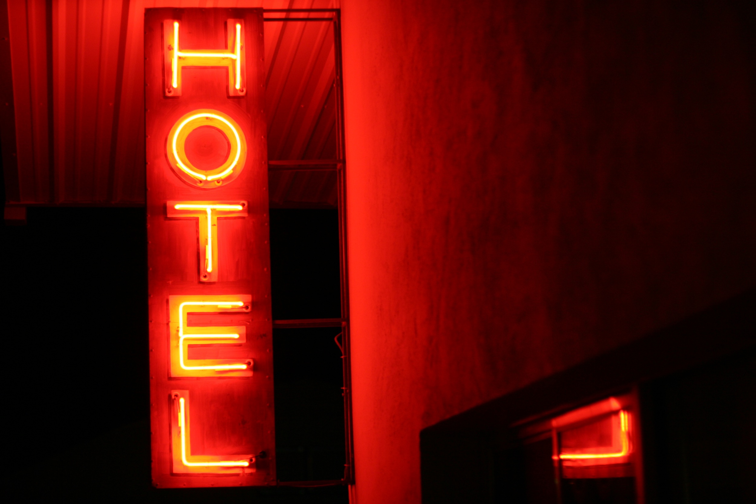 Hotel neon