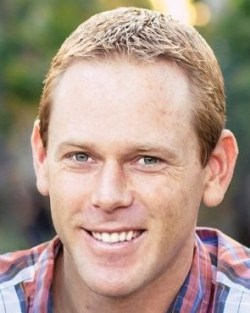 Dr. Travis Bradberry